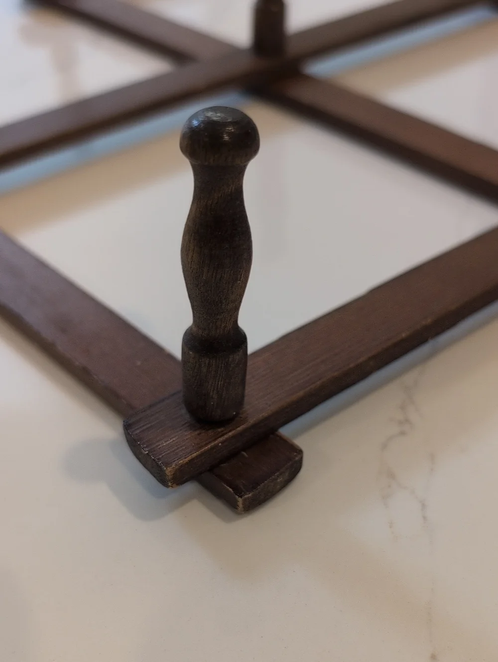 Vintage Brown Expandable Wooden Wall Peg Rack Home Organization Decor